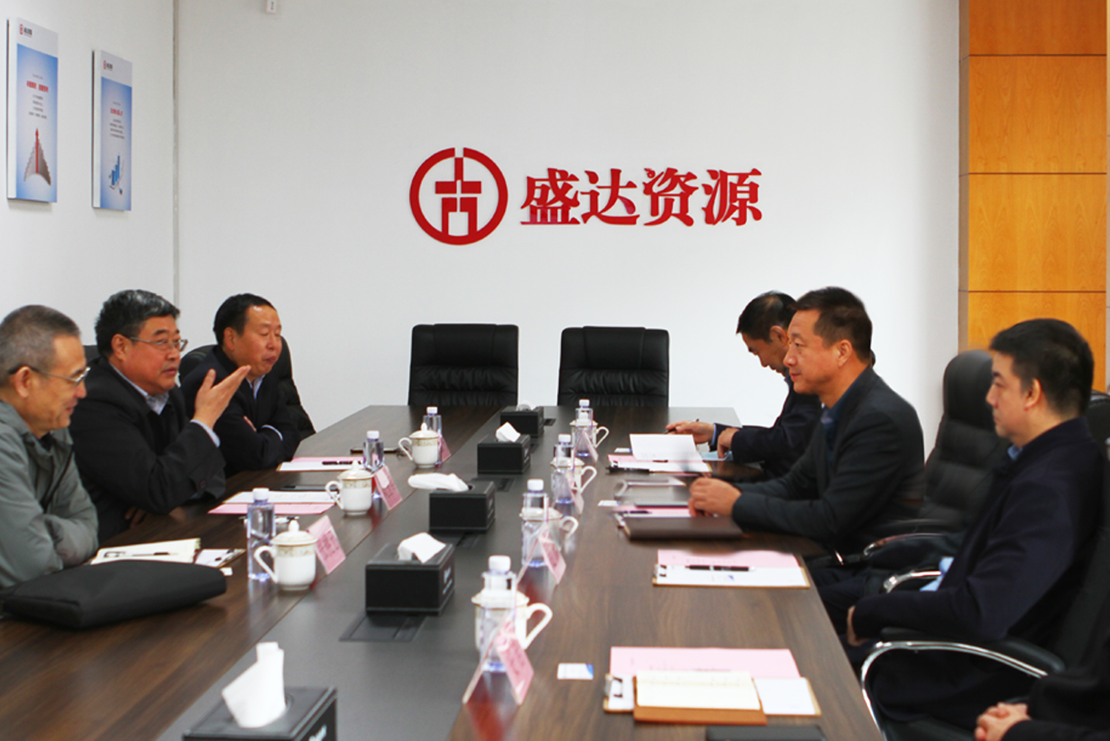 中国华冶科工集团董事长刘玉军率队到访米兰体育app官网入口-米兰(中国)
